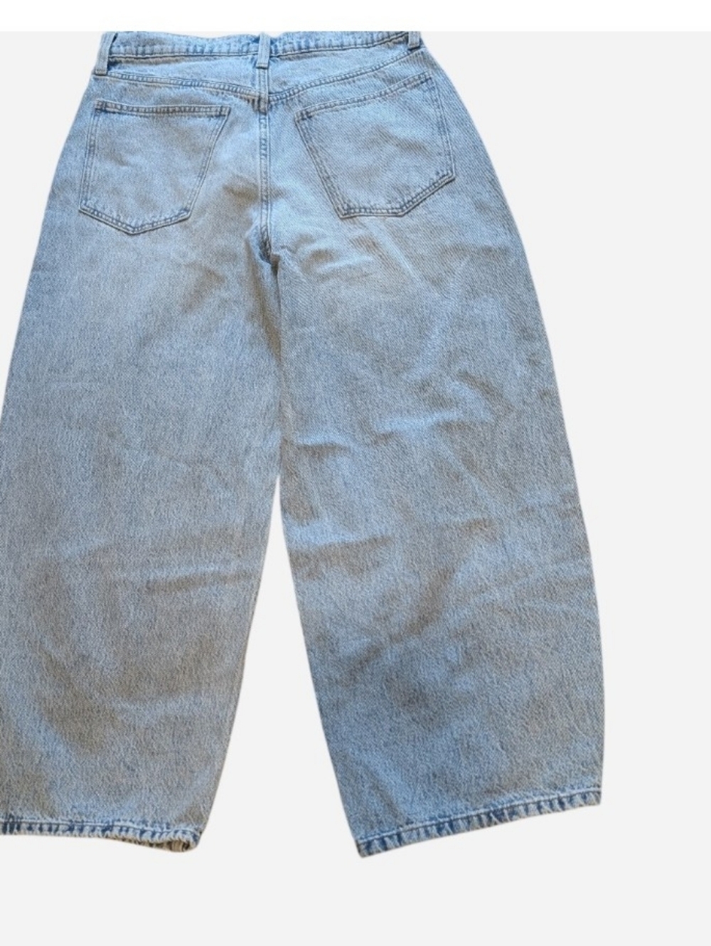 Universal Thread Light Blue Denim Jeans - Picture 2 of 13